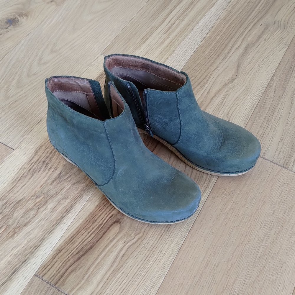 Green Dansko "Maria" ankle boots - size 37